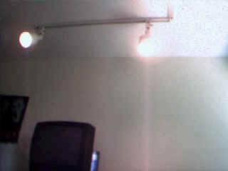 Up-R4.bmp (230454 bytes)