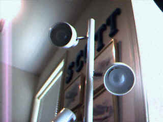 Up-R5.bmp (230454 bytes)